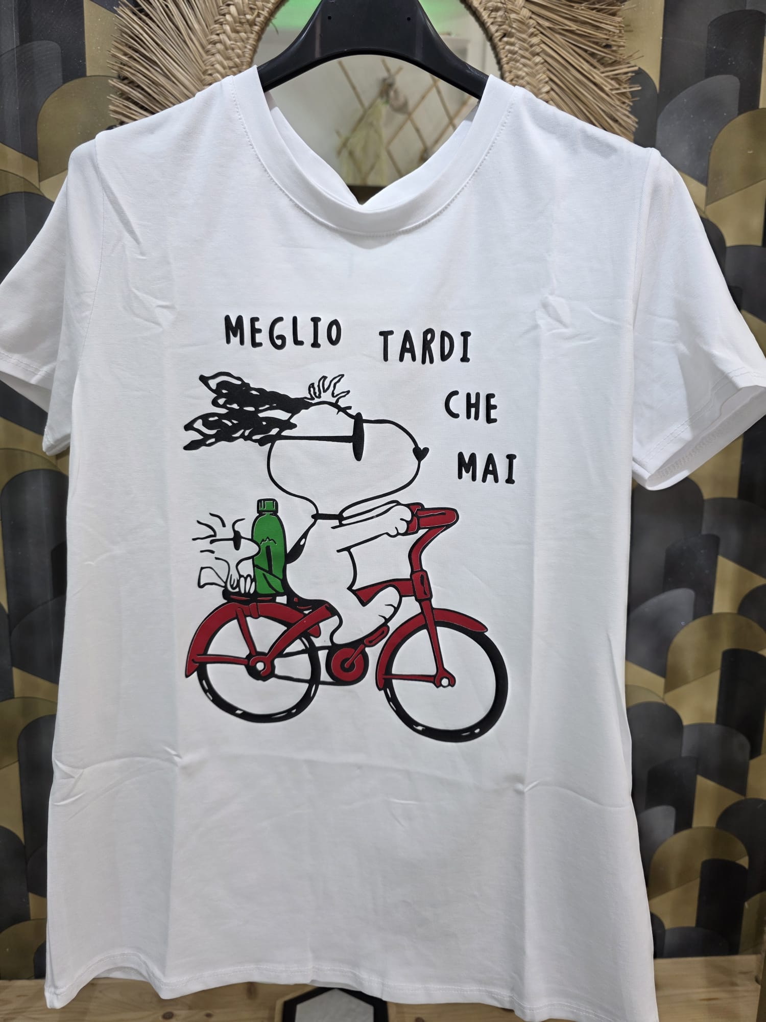 T-shirt Snoopy Meglio tardi che mai